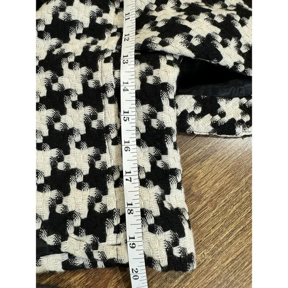 Karen Kane Wool Blend Houndstooth Cropped Coat Big Buttons size S - Picture 8 of 8